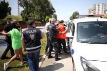 Adanada alkollü sürücü ve beraberindeki 4 kişiye Kovid-19  tedbirlerini ihlalden ceza yazıldı