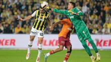 Fenerbahçe - Galatasaray derbisinden kareler