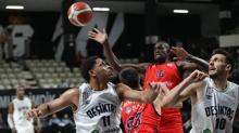 Beşiktaş Emlakjet - Bahçeşehir Koleji maçından kareler
