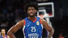 Anadolu Efes - Fenerbahçe Beko maçından kareler