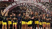 Cumhurbaşkanlığı Kupasında Fenerbahçe Opetin şampiyonluk kutlaması