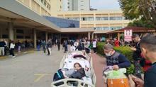 Akdeniz Üniversitesi Hastanesi Acil Servisi’nde yangın Duman hastaneyi sardı, hastalar tahliye ediliyor