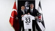 Rıdvan Yılmazın imza töreninden kareler