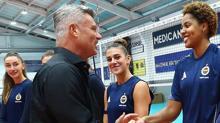 Fenerbahçe Başkanı Sadettin Sarandan voleybolcuları ziyaretinden fotoğraflar