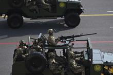 Azerbaycan, Karabağ Zaferinin 5. yılını askeri geçit töreniyle kutladı İşte görüntüler