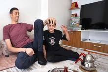 O dünyanın en uzun adamı Sultanın hayatı İngilterede belgesel olacak