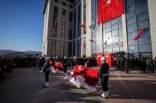 Kahraman şehitlerimiz için Yalovada veda töreni: 3 polis memuru son yolculuklarına uğurlandı