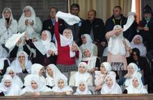 AK Partili kadınlardan Başkan Güneşe şalvarlı destek