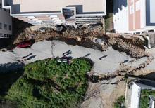 İzmirde toprak kayması Ortalık savaş alınına döndü: Göktaşı düştü sandım