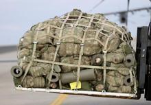 Duygusal karşılama NATO tatbikatında destan yazan Mehmetçik yurda döndü