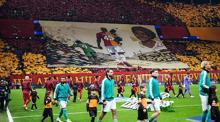 Galatasaray taraftarından Victor Osimheni duygulandıran koreografi