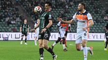 Kocaelispor-Başakşehir maçından fotoğraflar