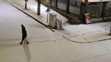2 kentte Nisan karı Şehir merkezi 5 dakikada beyaza büründü