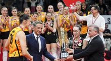 Sultanlar Liginde şampiyon VakıfBank kupasına kavuştu