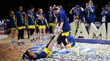 EuroLeague Kadınlar finalinde Türk derbisi Şampiyonluğun sahibi Fenerbahçe oldu