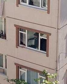 İstanbulda aile vahşeti İfadeler ortaya çıktı: İnanıp kapıyı açtık