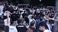 Beşiktaş taraftarından Trabzonspor maçı öncesi protesto
