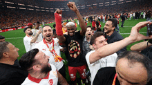 Galatasaray - Antalyaspor maçı sonrası şampiyonluğu böyle kutladı İşte fotoğraflar