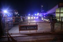 Karadenizdeki saldırıda ölen balıkçının cenazesi ve yaralılar, İnebolu Limanına getirildi