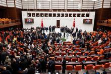Terörsüz Türkiye yasası kabul edildi TBMMdeki tarihi oturumdan kareler