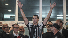 Beşiktaş, Dusan Vlahovici İstanbula getirdi Taraftar ile buluşmasından fotoğraflar