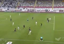 Welliton boş geçmedi