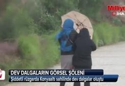 Dünyaca ünlü sahilde dev dalgaların görsel şöleni