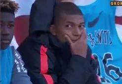 Kylian Mbapp kendisini büyük ekranda görürse...