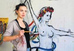 FEMEN’in kurucu üyesi intihar etti