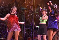 Taylor Swift'i yağmur bile durduramadı