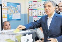 Gül’den tebrik telefonu