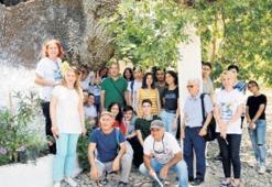 Yüzlerce yıllık çınar ağaçlarını gördüler