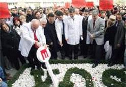 Kapattılar, ilaçları iade ediyorlar