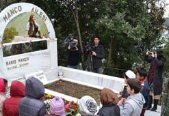 Barış Manço aramızdan ayrılalı 16 yıl oldu