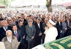 Eski Bakan Ayhan uğurlandı