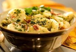 Altın günlerinin vazgeçilmezi patates salatası