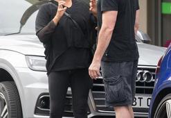 Sokak ortasında romantik anlar