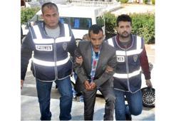 Erkek arkadaşında kalmak isteyen kız kardeşini öldürdü