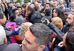 Devir teslim töreninde ortalık bir anda karıştı!