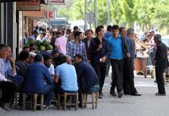 Yüksekova'ya bir haftada 30 bin kişi döndü