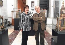 Saat aksırır, öksürür, şikayeti hiç bitmez