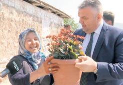Ayşe Teyze’nin çiçeği, Başkan Ergün’e ulaştı