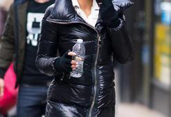 Metin Hara olmayınca siyah!