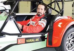 Doğukan Manço: Müzikten kazandığım motor sporlarına gidiyor