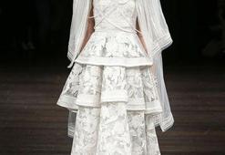 Naeem Khan İlkbahar/Yaz 2018 Gelinlik