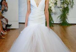 Monique Lhuillier İlkbahar/Yaz 2018 Gelinlik