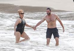 20 yıllık eşini annesi zannettiler