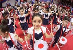 23 Nisan tüm Türkiye'de kutlandı