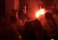 Alper Potuk ünlü şarkıcıyla yakalandı