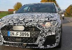 Yeni Audi A1 test sürüşünde göründü
